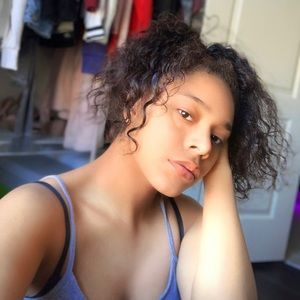 Meet your Posher, Briana